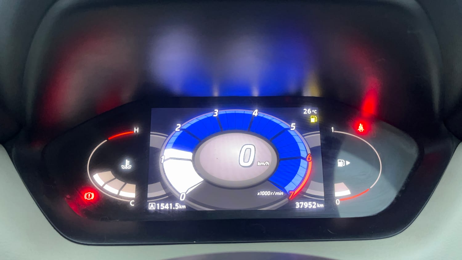 Used 2021 Nissan Magnite XV Dual Tone Petrol Manual interior CLUSTERMETER VIEW