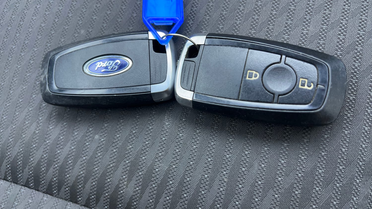 Used 2018 Ford EcoSport Titanium 1.5L TDCi Diesel Manual extra CAR KEY VIEW