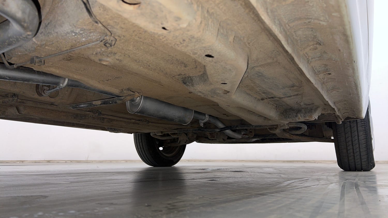 Used 2019 Tata Tiago Revotron XT Petrol Manual extra REAR RIGHT UNDERBODY VIEW
