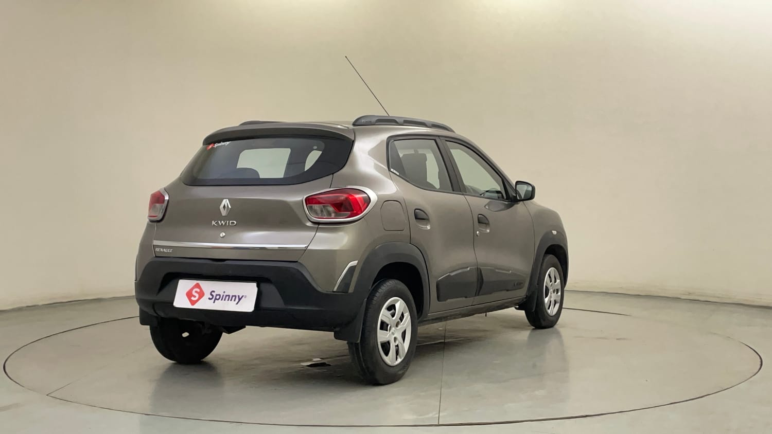 Used 2016 Renault Kwid RXT Petrol Manual exterior RIGHT REAR CORNER VIEW