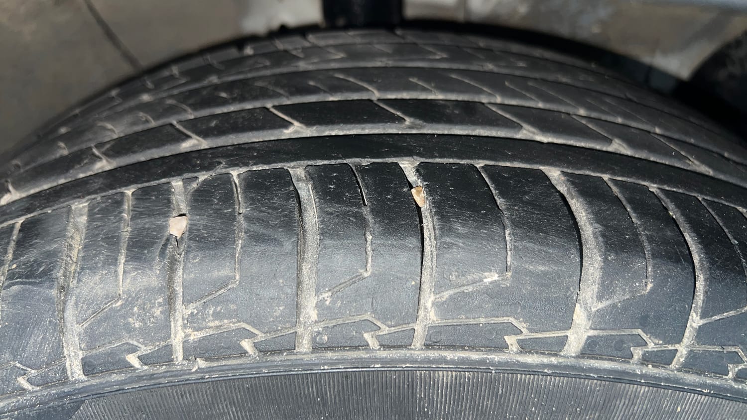 Used 2023 Hyundai Creta SX 1.5 Petrol Petrol Manual tyres RIGHT FRONT TYRE TREAD VIEW