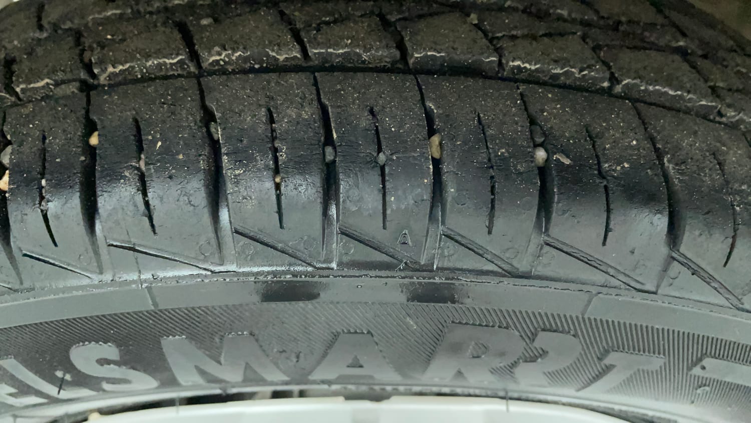 Used 2020 Maruti Suzuki Alto 800 LXi Petrol Manual tyres RIGHT REAR TYRE TREAD VIEW