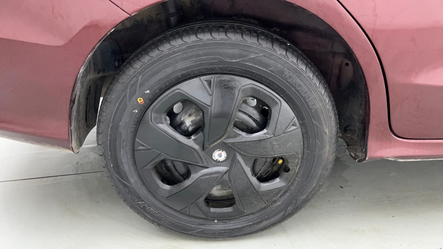 Used 2014 Honda Mobilio S Petrol Petrol Manual tyres RIGHT REAR TYRE RIM VIEW