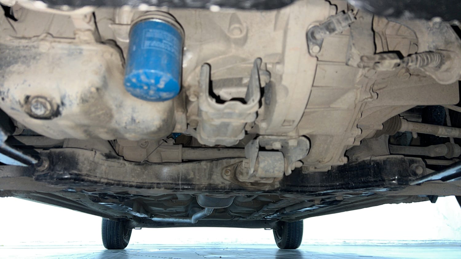 Used 2018 Hyundai Grand i10 Magna 1.2 Kappa VTVT Petrol Manual extra FRONT LEFT UNDERBODY VIEW