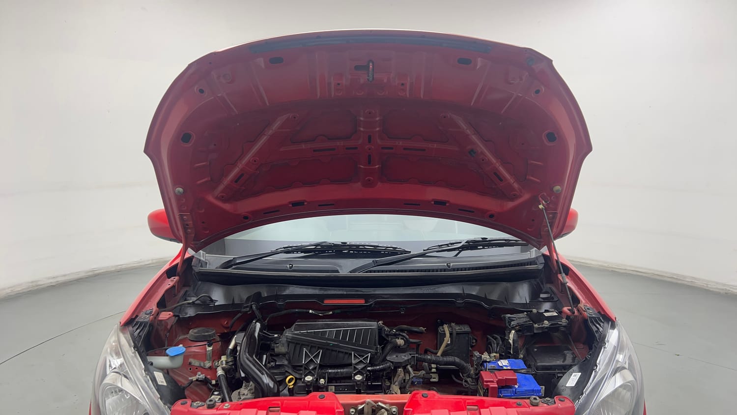 Used 2022 Maruti Suzuki Celerio VXi Petrol Manual engine ENGINE & BONNET OPEN FRONT VIEW