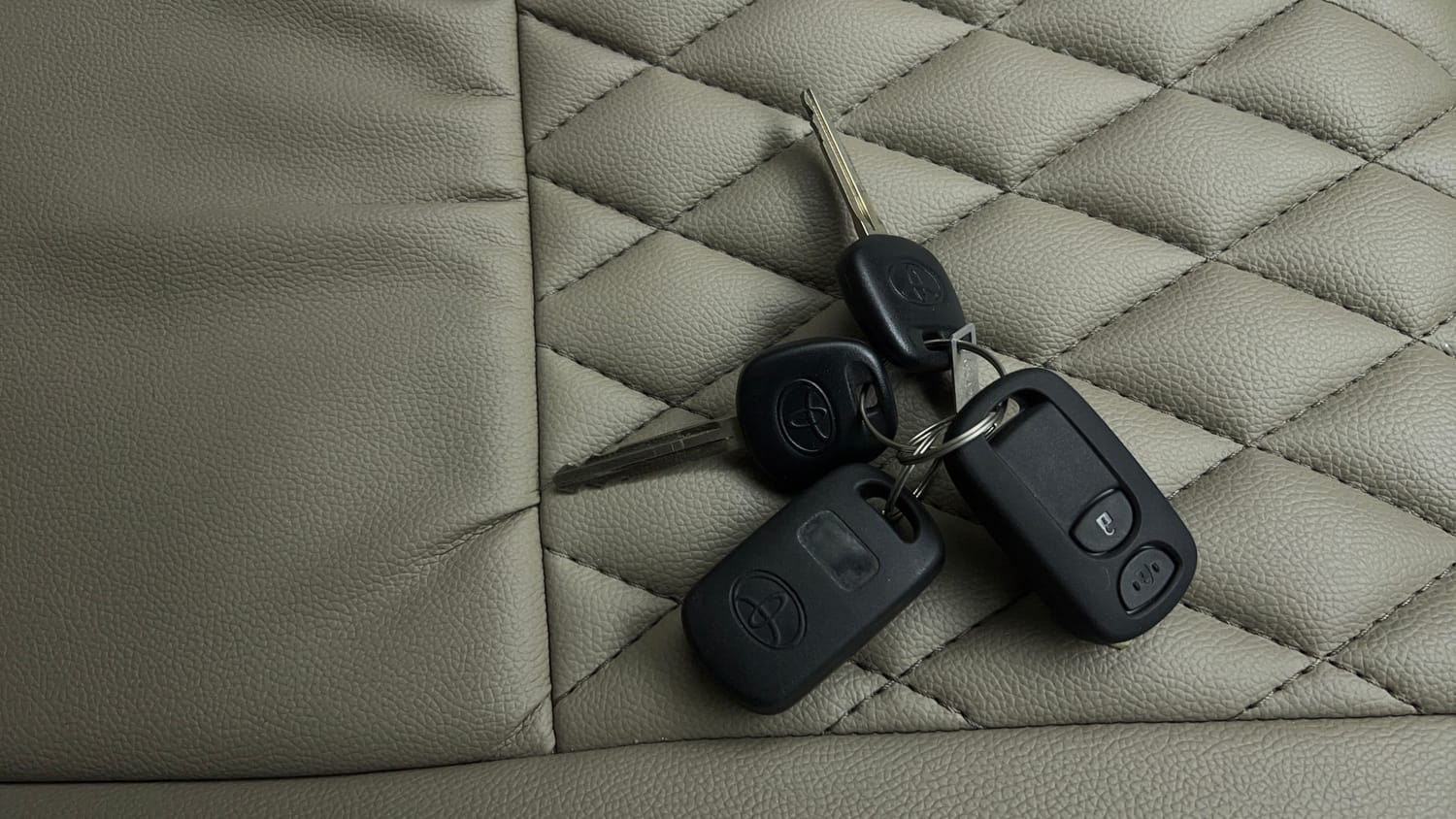 Used 2016 Toyota Etios VX Petrol Manual extra CAR KEY VIEW