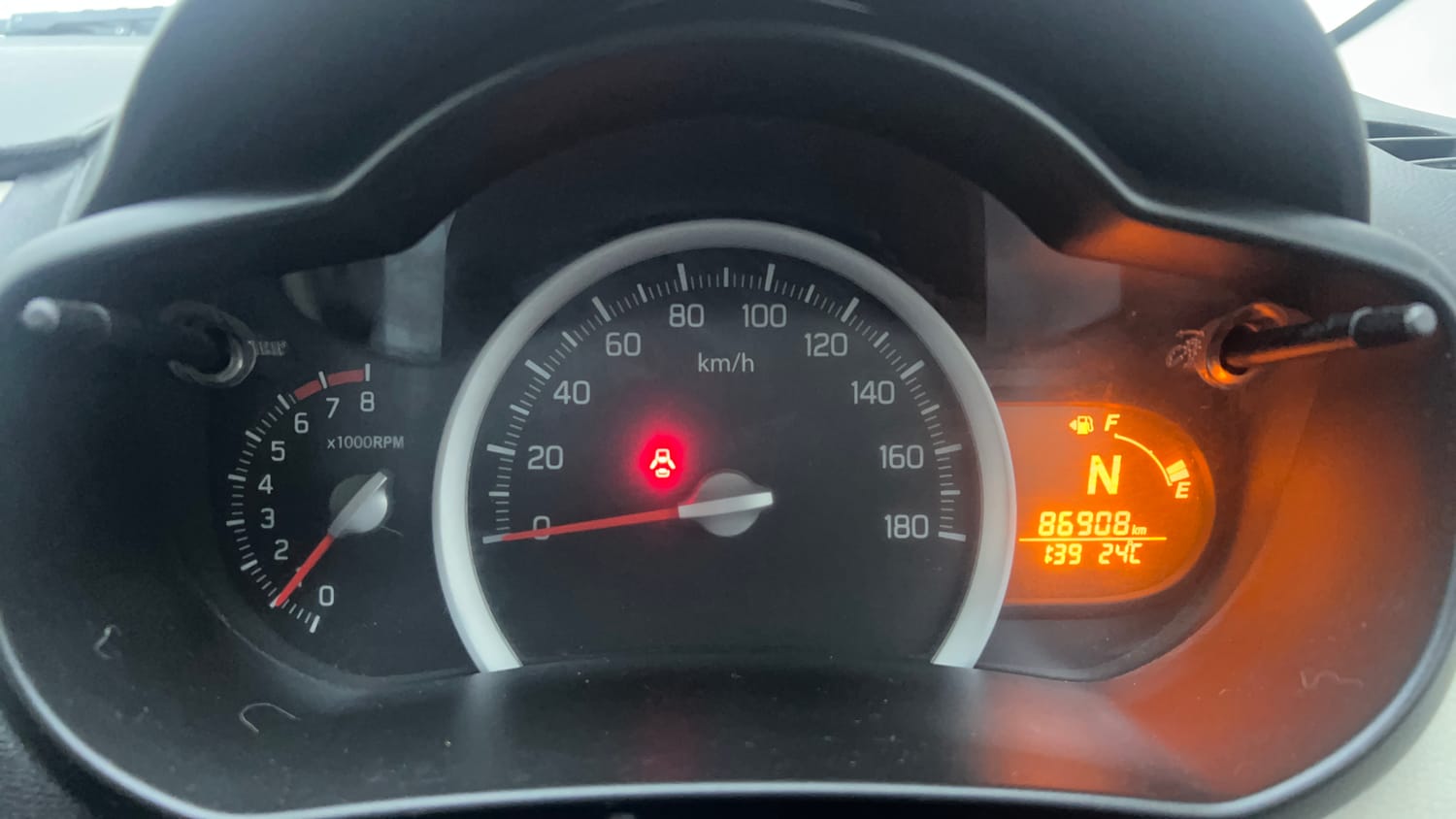 Used 2016 Maruti Suzuki Celerio VXi AMT Petrol Automatic interior CLUSTERMETER VIEW