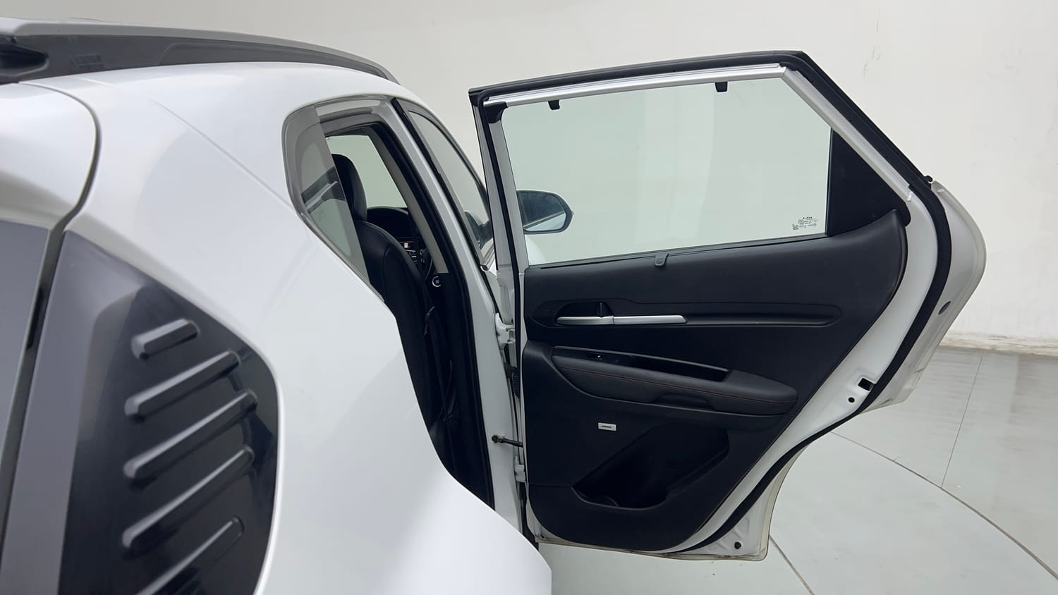 Used 2022 Kia Sonet GTX Plus 1.5 AT Diesel Automatic interior RIGHT REAR DOOR OPEN VIEW