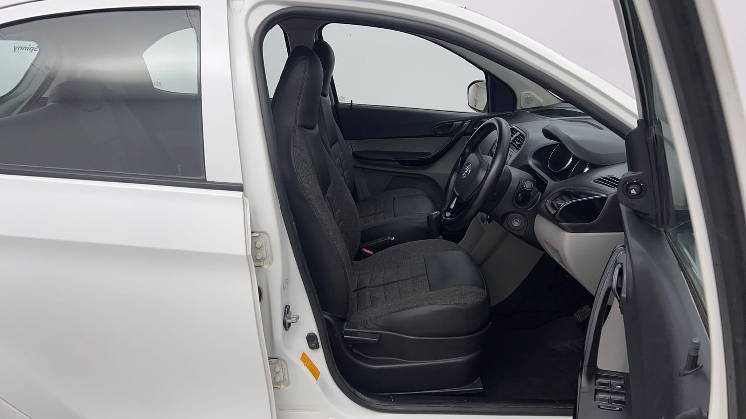 Used 2019 Tata Tiago Revotron XT Petrol Manual interior RIGHT SIDE FRONT DOOR CABIN VIEW