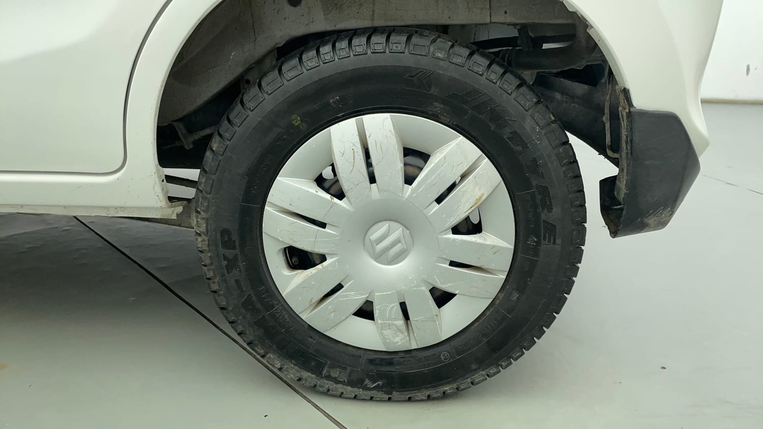 Used 2018 Maruti Suzuki Alto 800 LXi Petrol Manual tyres LEFT REAR TYRE RIM VIEW
