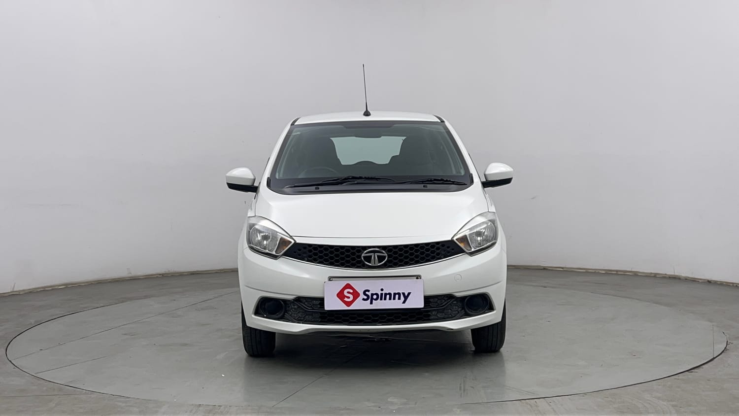 Used 2019 Tata Tiago Revotron XT Petrol Manual exterior FRONT VIEW