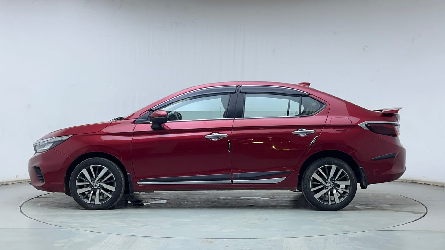 Used 2022 Honda City ZX CVT Petrol Petrol Automatic exterior LEFT SIDE VIEW