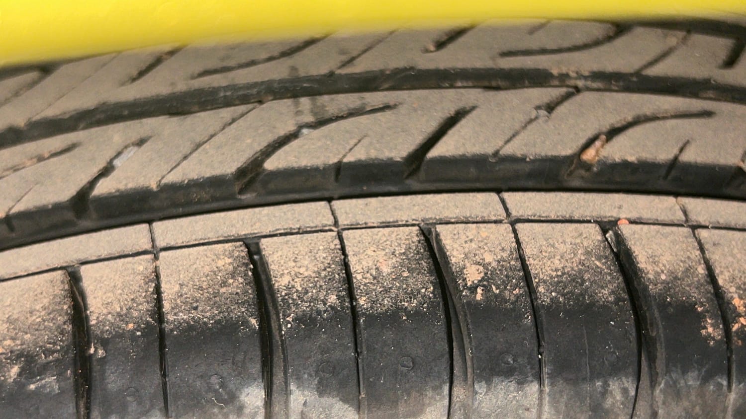 Used 2014 Maruti Suzuki Celerio VXi Petrol Manual tyres LEFT REAR TYRE TREAD VIEW