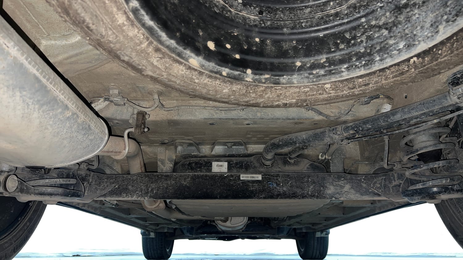 Used 2023 MG Motors Hector Plus Savvy Pro 1.5 Turbo Petrol CVT 6 STR Petrol Automatic extra REAR UNDERBODY VIEW (TAKEN FROM REAR)