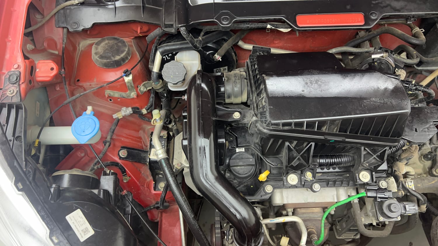 Used 2022 Maruti Suzuki Celerio VXi Petrol Manual engine ENGINE RIGHT SIDE VIEW