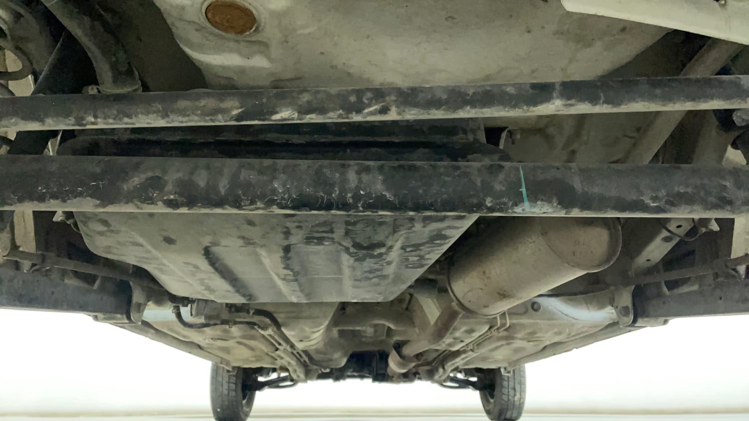 Used 2018 Maruti Suzuki Alto 800 LXi Petrol Manual extra REAR UNDERBODY VIEW (TAKEN FROM REAR)