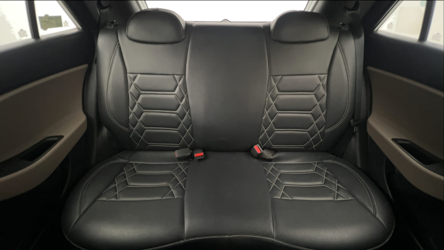 Used 2019 Hyundai Elite i20 Magna Plus 1.2 Petrol Manual interior REAR SEAT CONDITION VIEW