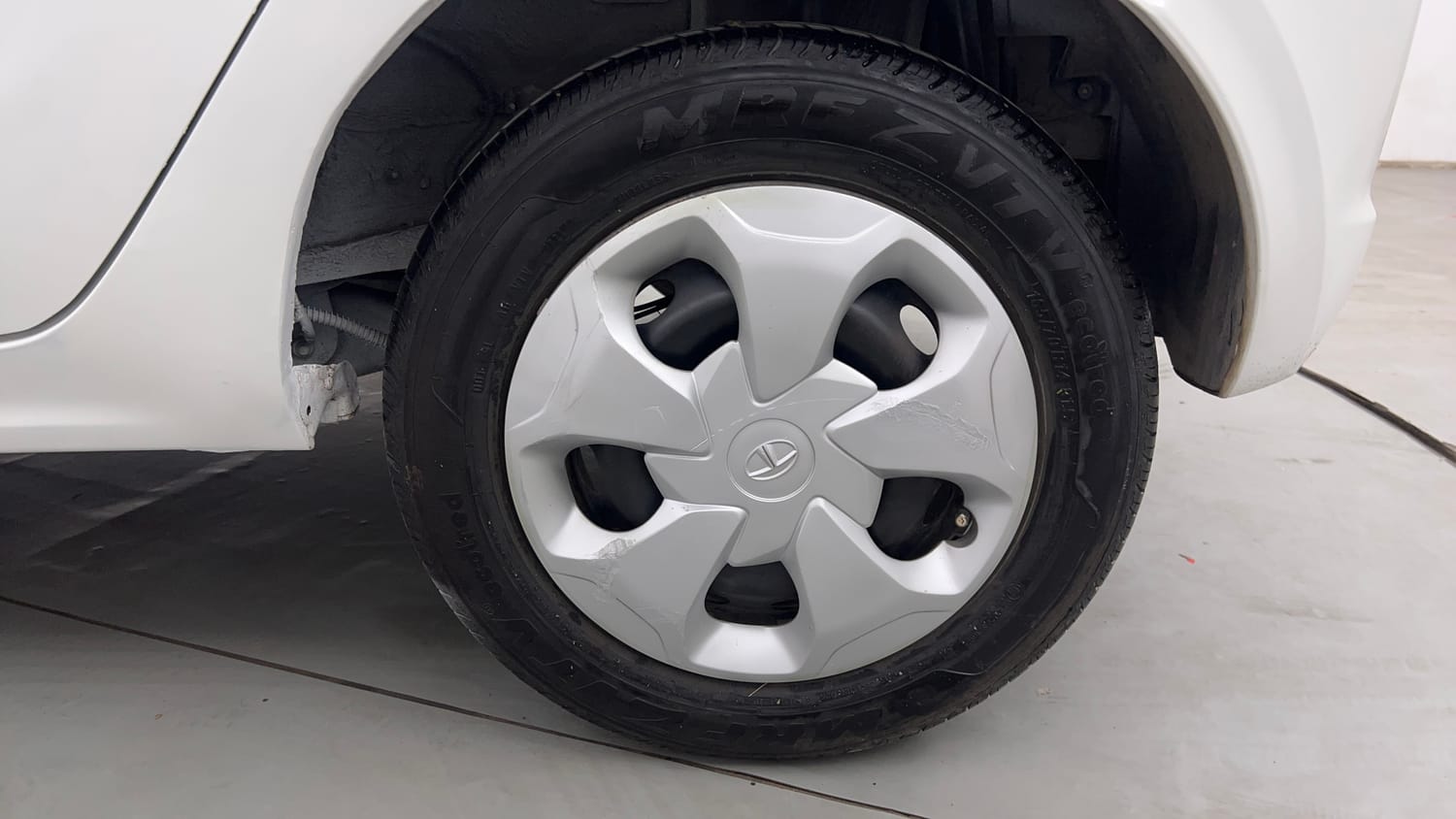 Used 2019 Tata Tiago Revotron XT Petrol Manual tyres LEFT REAR TYRE RIM VIEW
