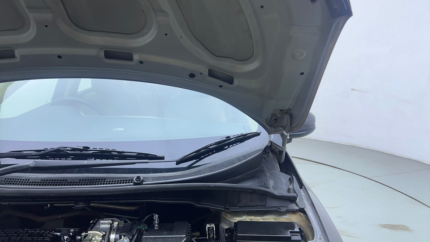 Used 2019 Honda City VX CVT Petrol Petrol Automatic engine ENGINE LEFT SIDE HINGE & APRON VIEW