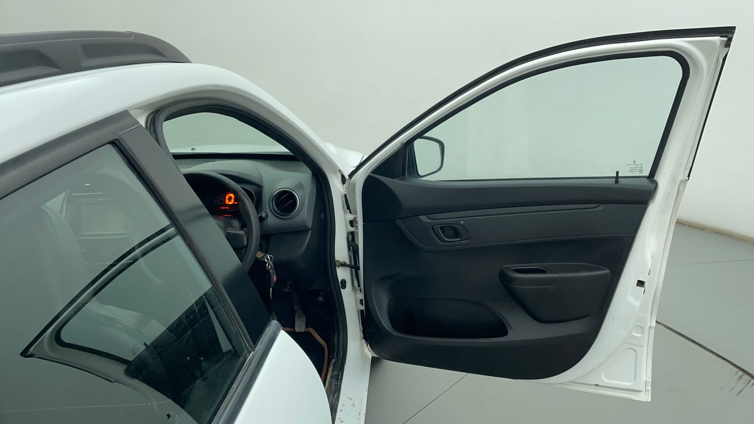 Used 2017 Renault Kwid 1.0 RXT Petrol Manual interior RIGHT FRONT DOOR OPEN VIEW
