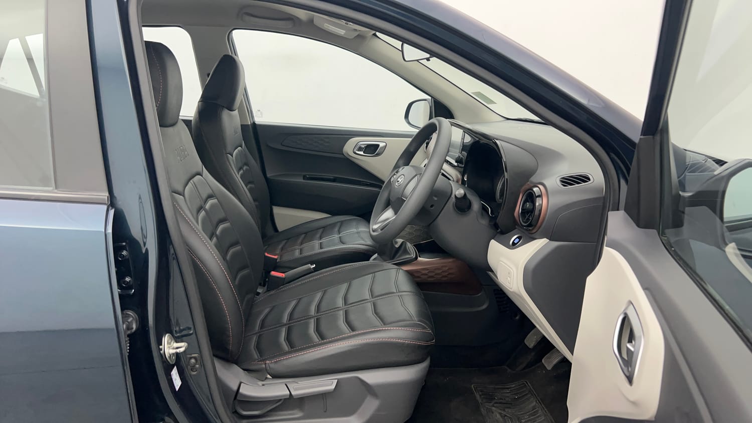 Used 2022 Hyundai Aura SX 1.2 Petrol Petrol Manual interior RIGHT SIDE FRONT DOOR CABIN VIEW