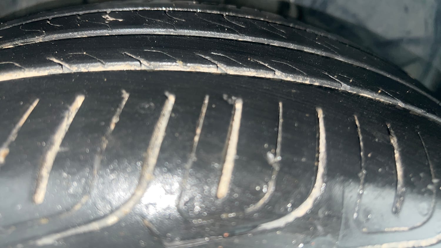 Used 2022 Tata Altroz XZ Plus Diesel Diesel Manual tyres RIGHT FRONT TYRE TREAD VIEW