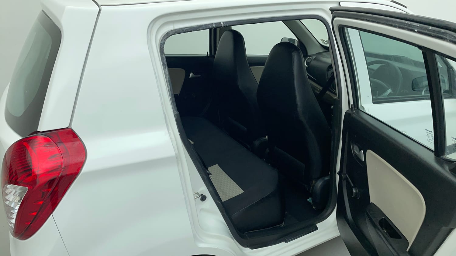 Used 2020 Maruti Suzuki Alto 800 LXi Petrol Manual interior RIGHT SIDE REAR DOOR CABIN VIEW