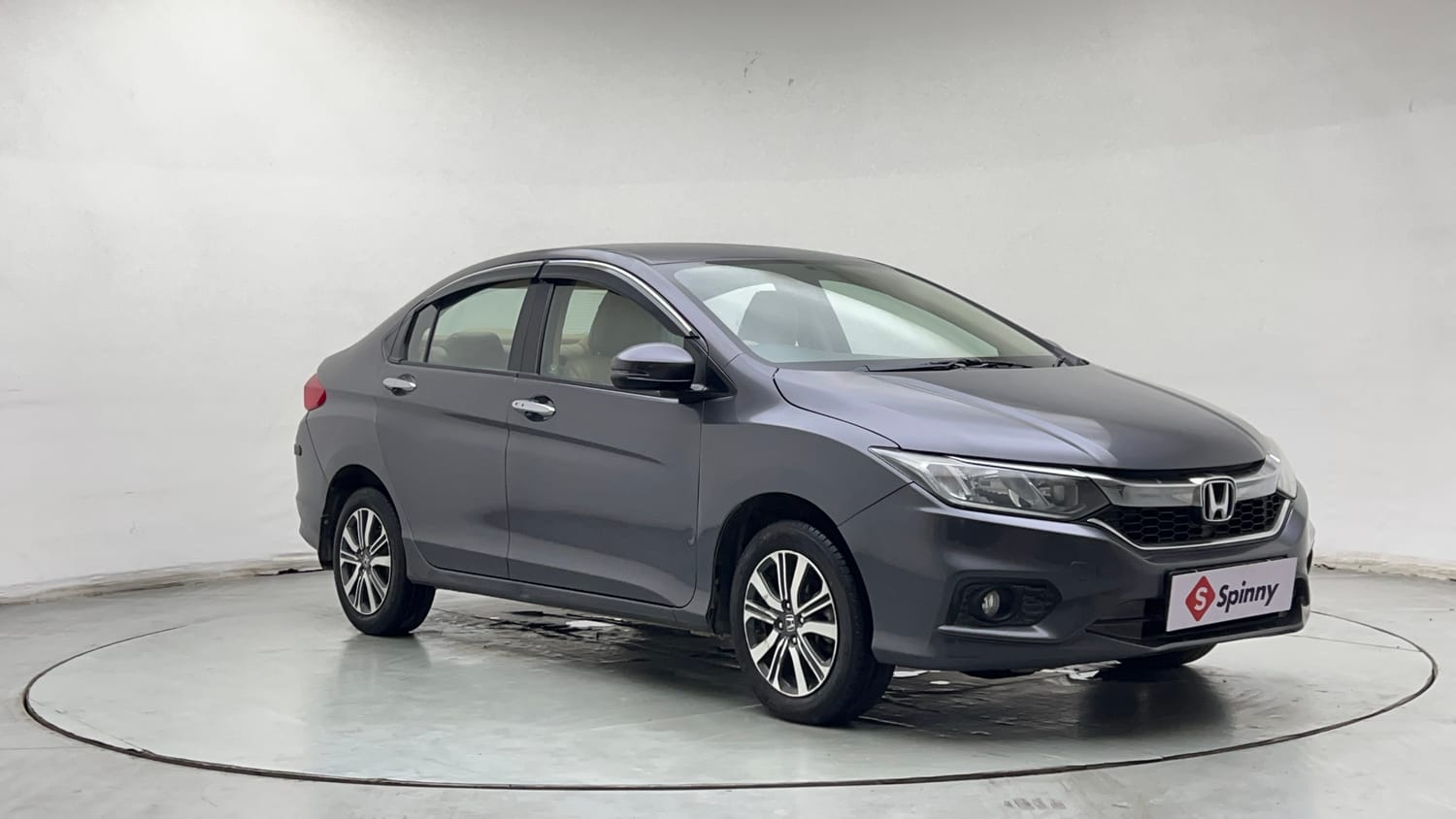 Used 2022 Honda City 4th Generation V Petrol Petrol Manual exterior RIGHT FRONT CORNER VIEW