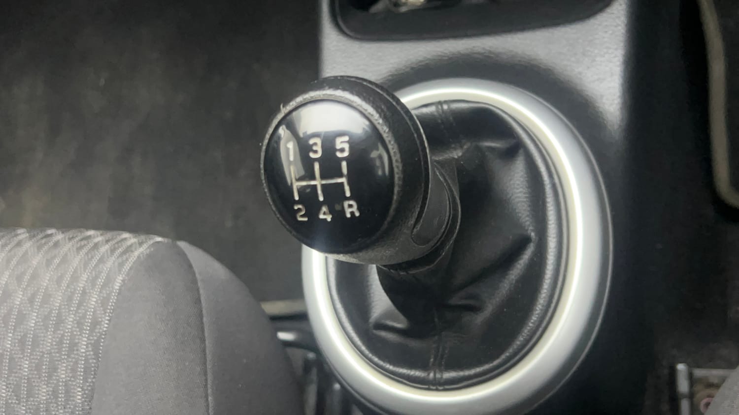 Used 2021 Maruti Suzuki Celerio ZXi Plus Petrol Manual interior GEAR  KNOB VIEW