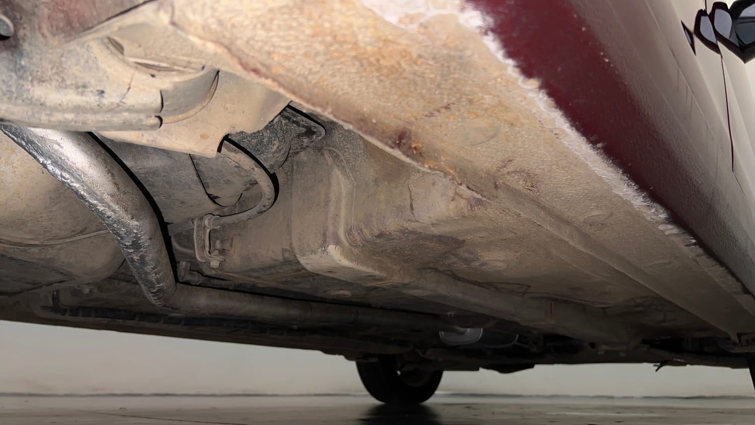 Used 2017 Hyundai Grand i10 Magna AT 1.2 Kappa VTVT Petrol Automatic extra REAR RIGHT UNDERBODY VIEW