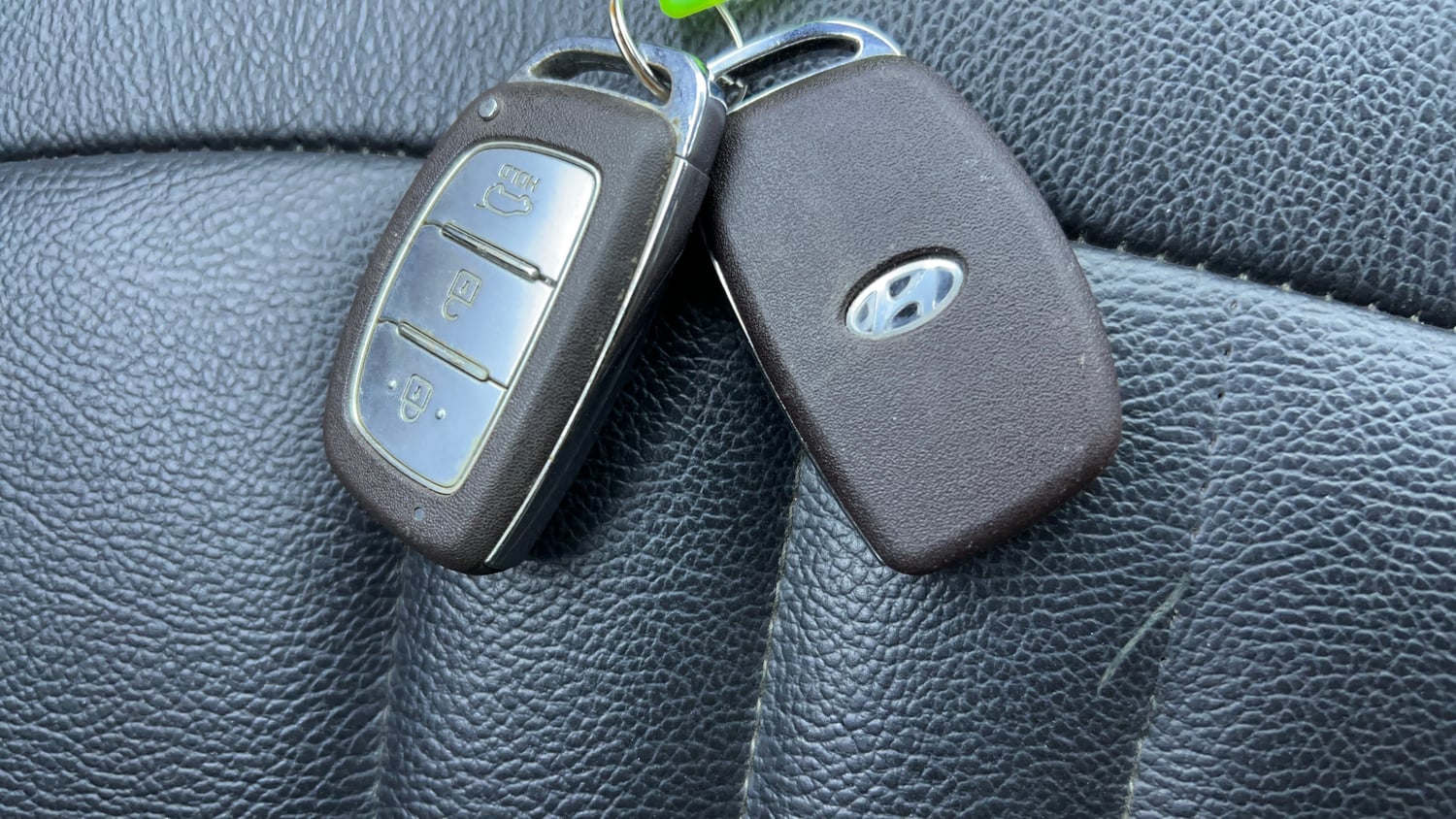 Used 2015 Hyundai Elite i20 Asta 1.2 Petrol Manual extra CAR KEY VIEW