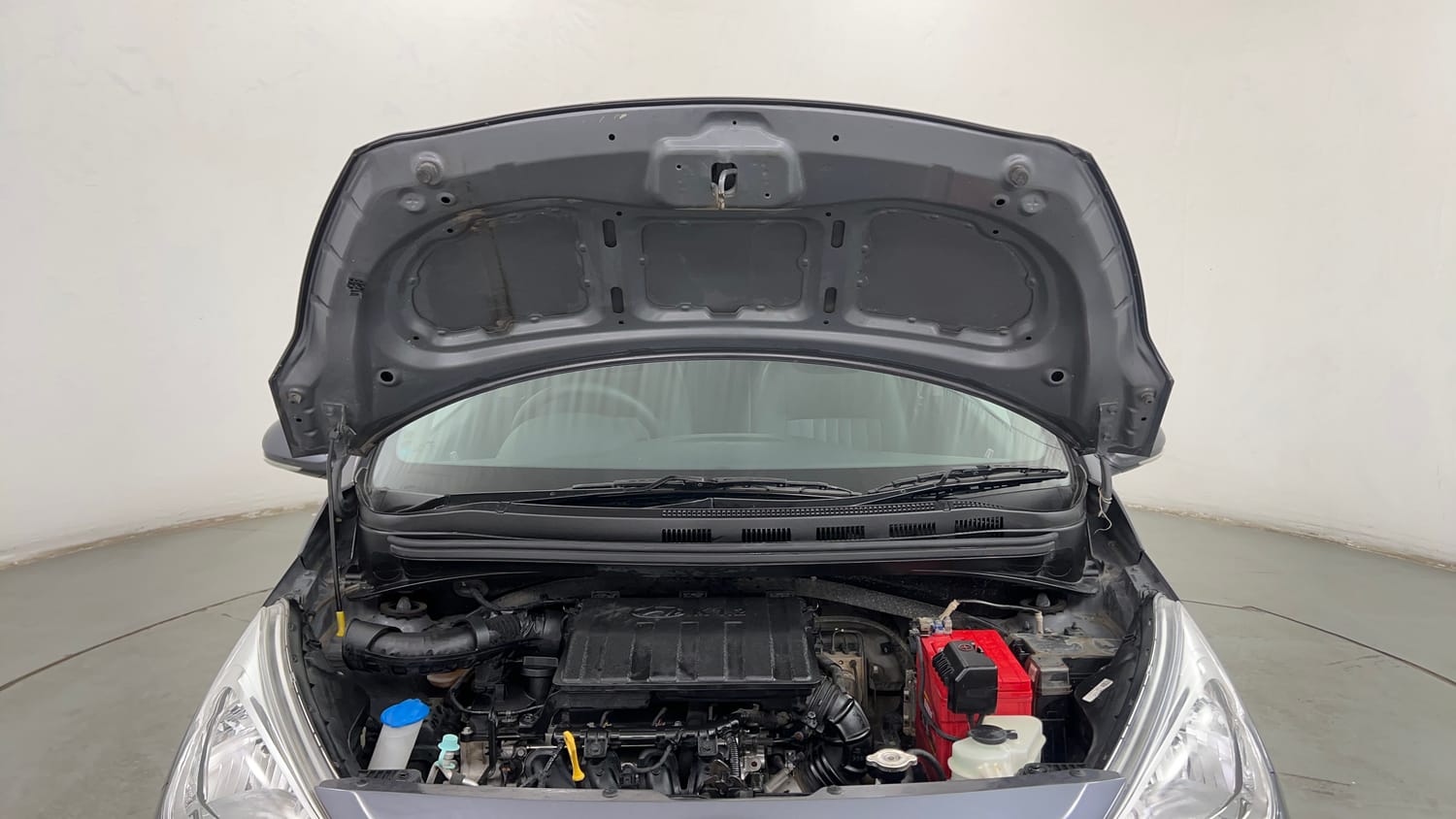 Used 2018 Hyundai Grand i10 Sportz 1.2 Kappa VTVT Petrol Manual engine ENGINE & BONNET OPEN FRONT VIEW