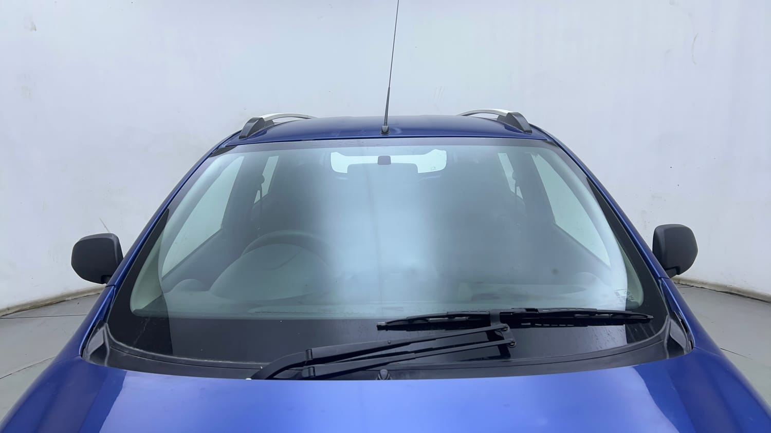 Used 2019 Datsun Go Plus T Petrol Manual exterior FRONT WINDSHIELD VIEW