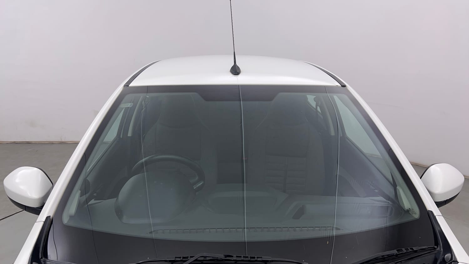 Used 2019 Tata Tiago Revotron XT Petrol Manual exterior FRONT WINDSHIELD VIEW