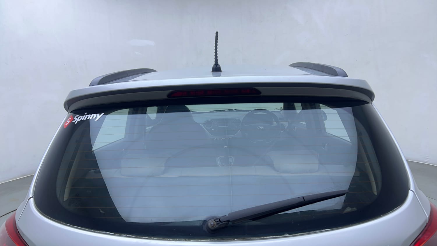 Used 2014 Hyundai Grand i10 Asta AT 1.2 Kappa VTVT Petrol Automatic top_features Rear defogger