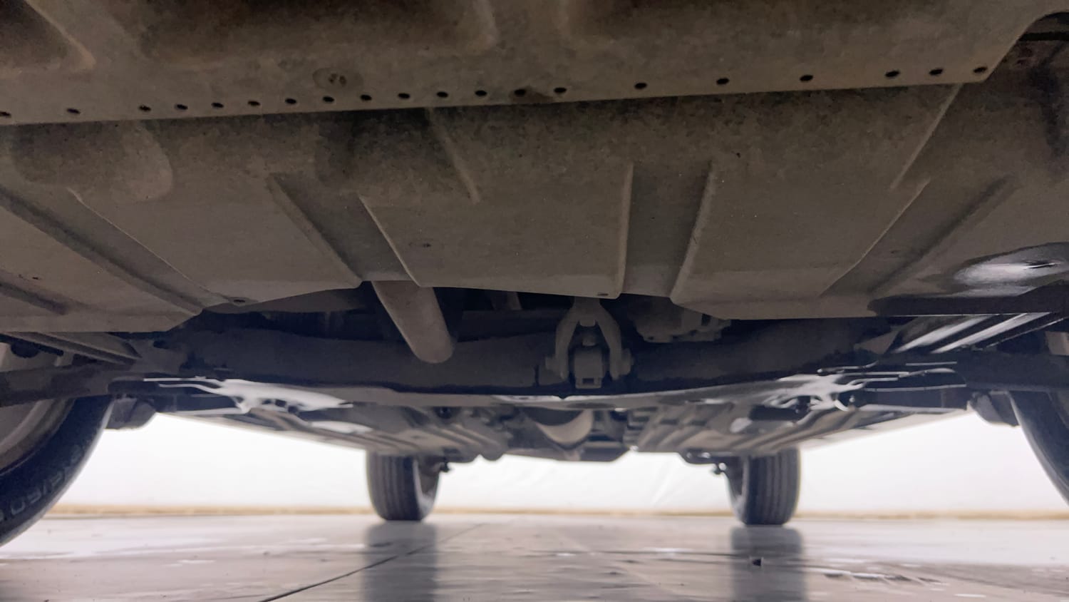 Used 2024 Toyota Urban Cruiser Hyryder G NeoDrive Petrol Manual extra FRONT LEFT UNDERBODY VIEW