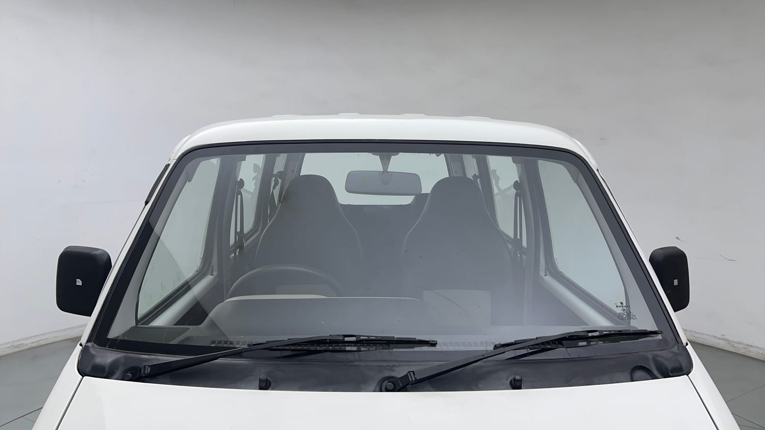 Used 2022 Maruti Suzuki Eeco 5 STR AC (O) Petrol Manual exterior FRONT WINDSHIELD VIEW