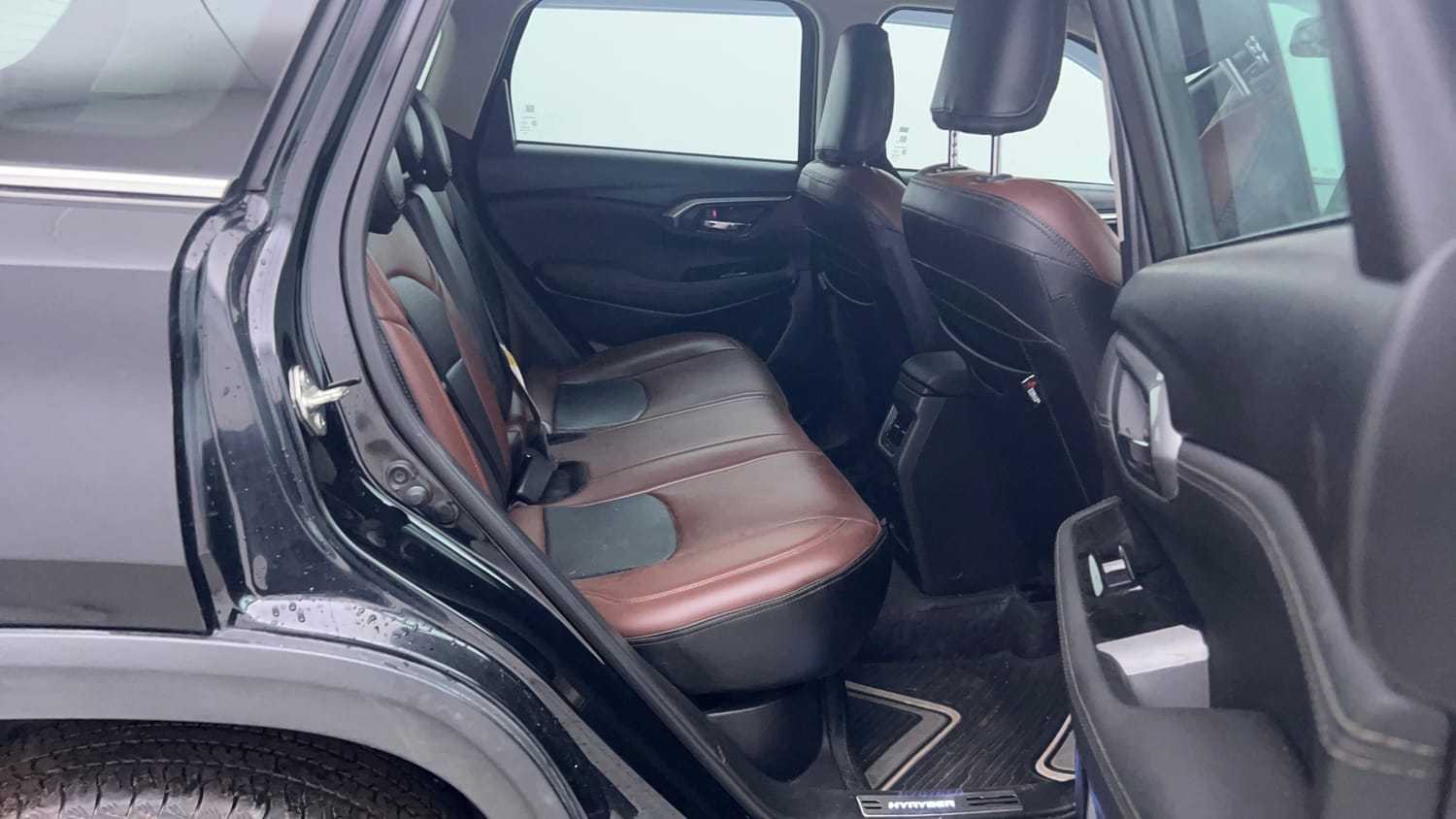 Used 2024 Toyota Urban Cruiser Hyryder G NeoDrive Petrol Manual interior RIGHT SIDE REAR DOOR CABIN VIEW