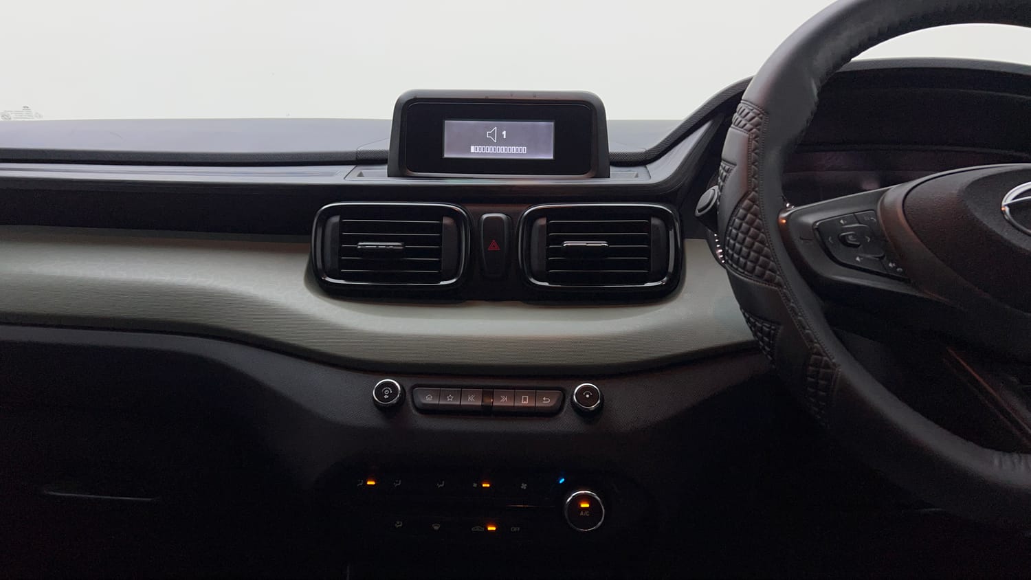 Used 2023 Tata Punch Adventure AMT Petrol Automatic interior MUSIC SYSTEM & AC CONTROL VIEW