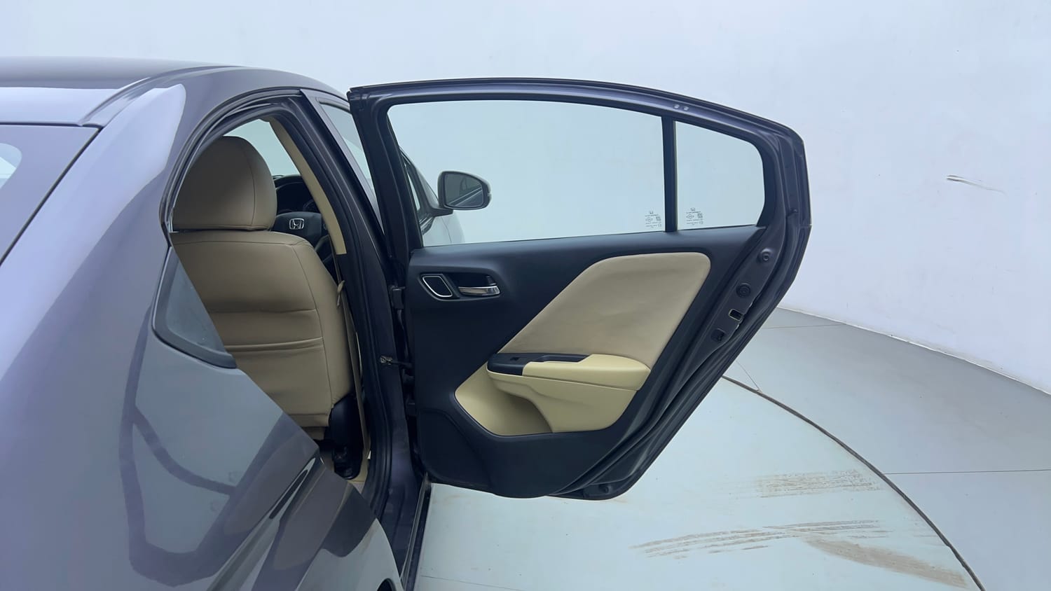 Used 2019 Honda City VX CVT Petrol Petrol Automatic interior RIGHT REAR DOOR OPEN VIEW