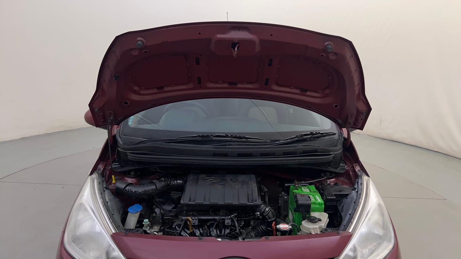 Used 2017 Hyundai Grand i10 Magna AT 1.2 Kappa VTVT Petrol Automatic engine ENGINE & BONNET OPEN FRONT VIEW