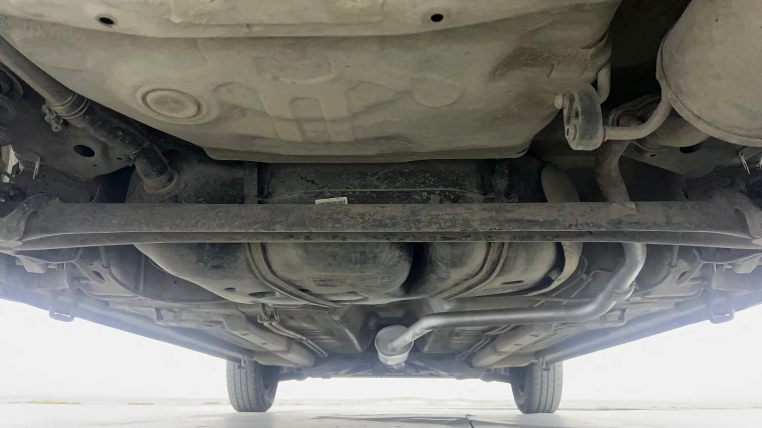Used 2016 Maruti Suzuki Celerio VXi AMT Petrol Automatic extra REAR UNDERBODY VIEW (TAKEN FROM REAR)