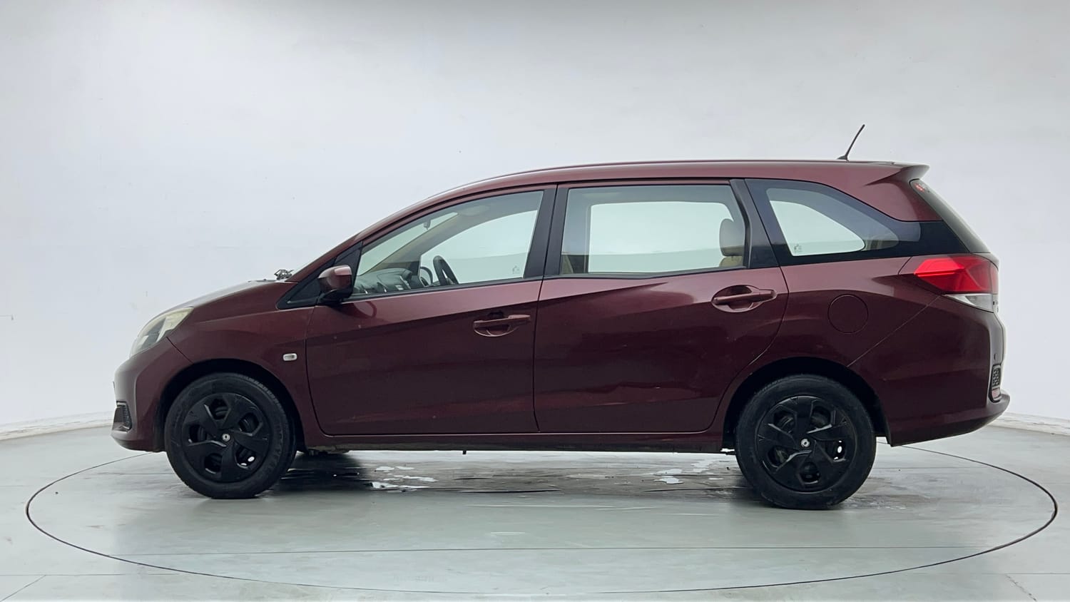 Used 2014 Honda Mobilio S Petrol Petrol Manual exterior LEFT SIDE VIEW