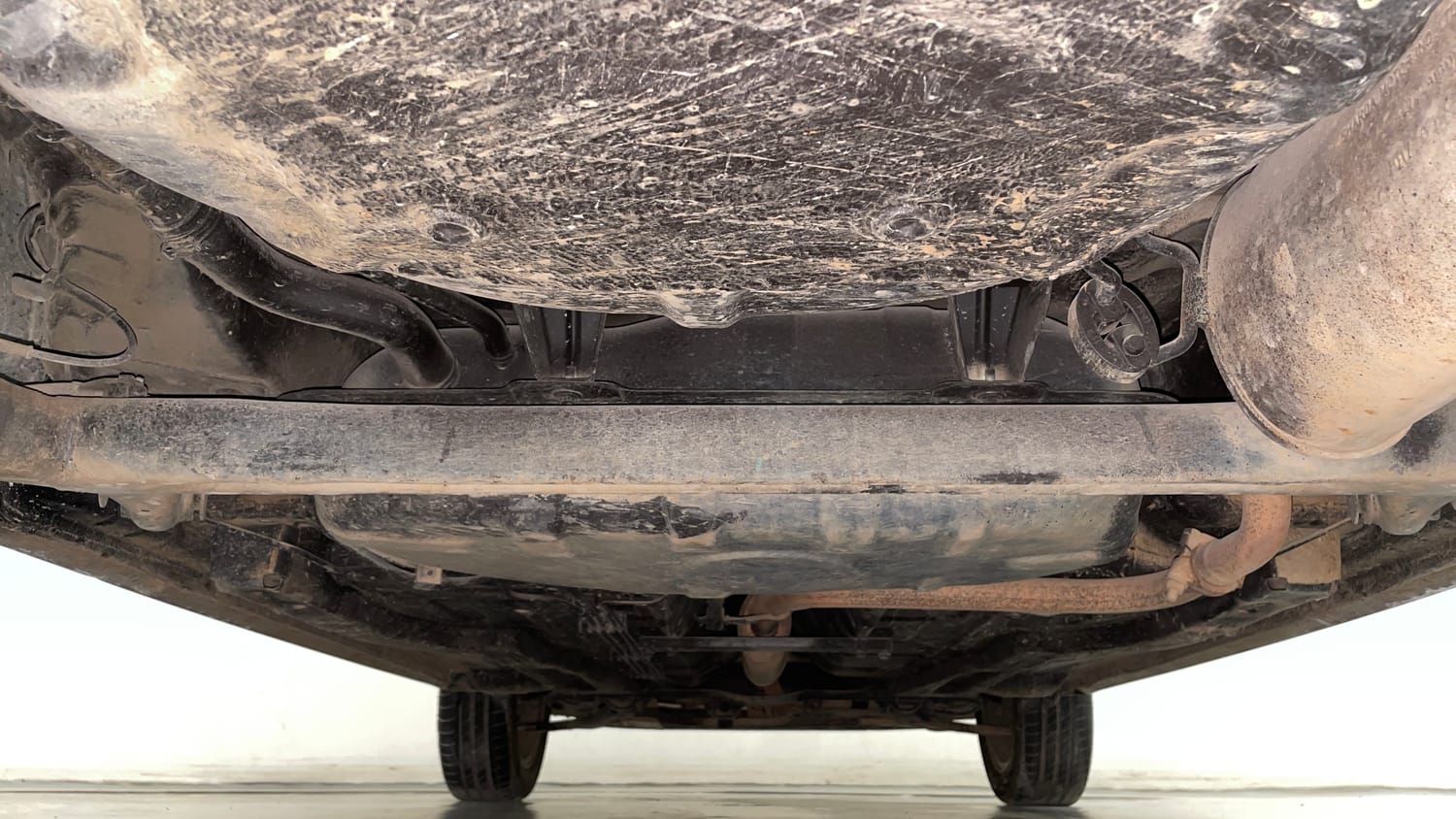 Used 2017 Tata Tigor Revotron XZ (O) Petrol Manual extra REAR UNDERBODY VIEW (TAKEN FROM REAR)