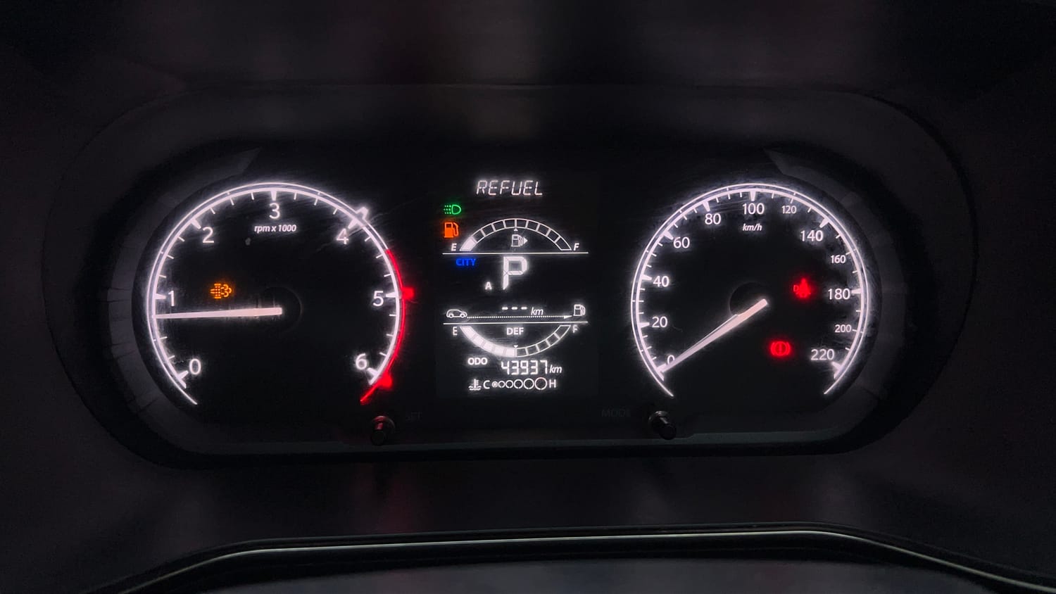 Used 2022 Tata Harrier XTA Plus Dark Edition Diesel Automatic interior CLUSTERMETER VIEW