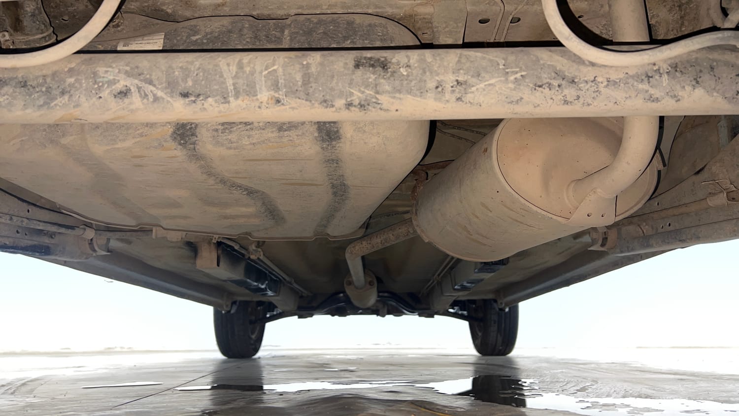 Used 2016 Maruti Suzuki Wagon R VXI Petrol Manual extra REAR UNDERBODY VIEW (TAKEN FROM REAR)