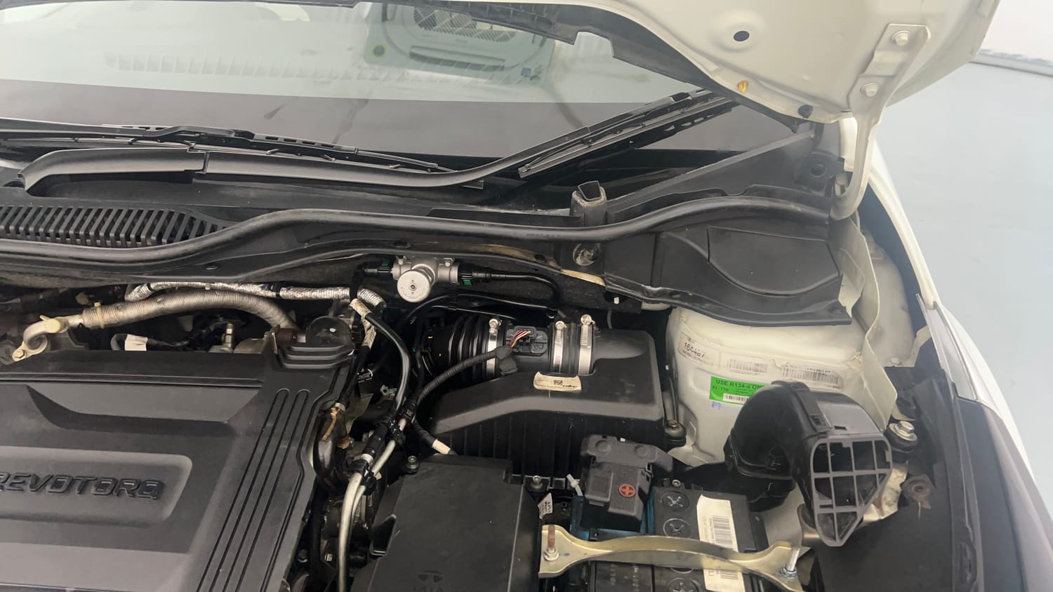 Used 2022 Tata Altroz XZ Plus Diesel Diesel Manual engine ENGINE LEFT SIDE HINGE & APRON VIEW