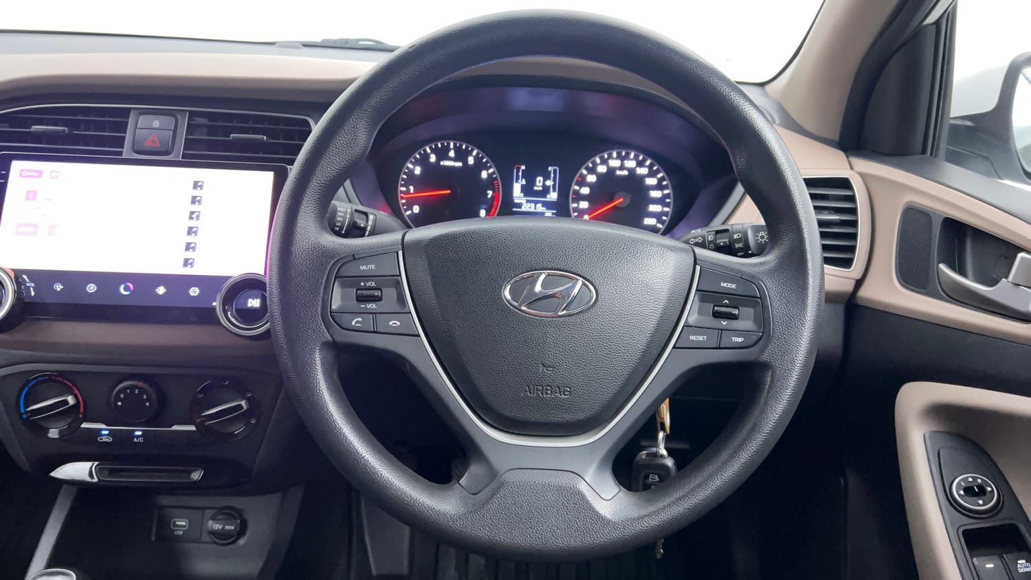 Used 2019 Hyundai Elite i20 Magna Plus 1.2 Petrol Manual interior STEERING VIEW
