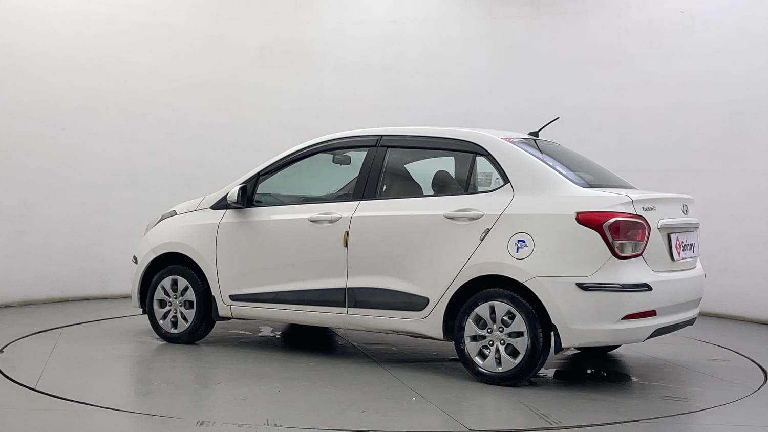 Used 2016 Hyundai Xcent S 1.2 Petrol Manual exterior LEFT REAR CORNER VIEW