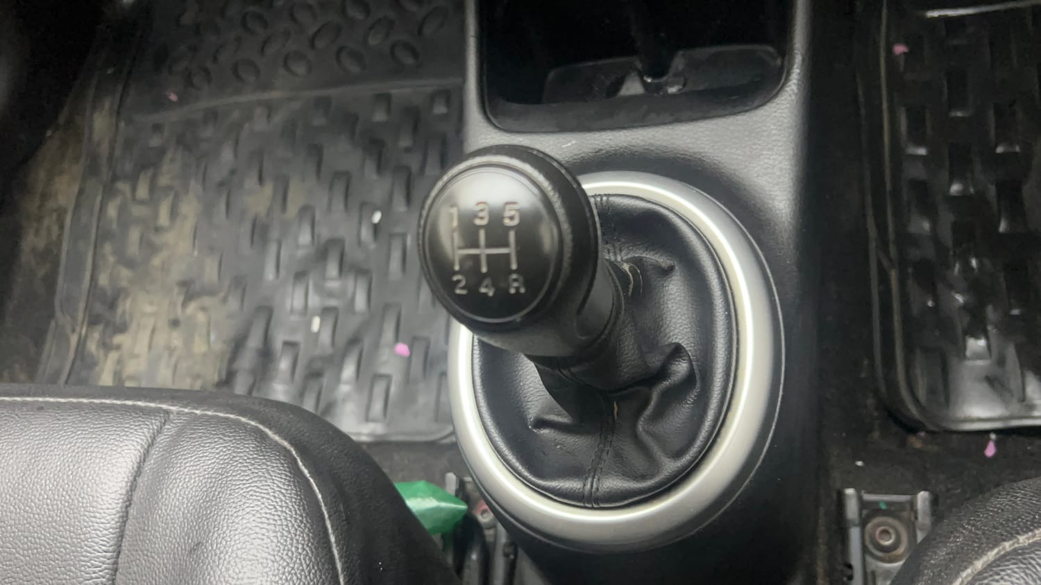 Used 2022 Maruti Suzuki Celerio VXi Petrol Manual interior GEAR  KNOB VIEW